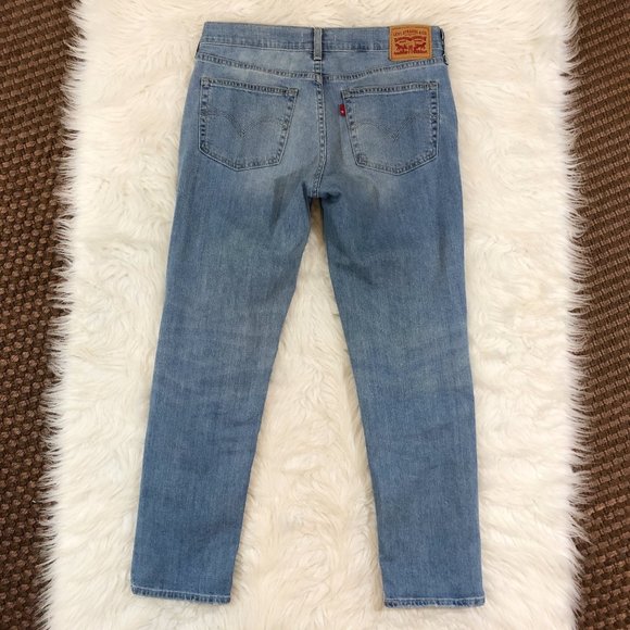 LEVI'S New Boyfriend Light Wash Jeans in Rolling Blues 27 - Picture 4 of 16